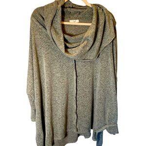 Easel Los Angeles oversized cowl neck sweater sage green size 1X